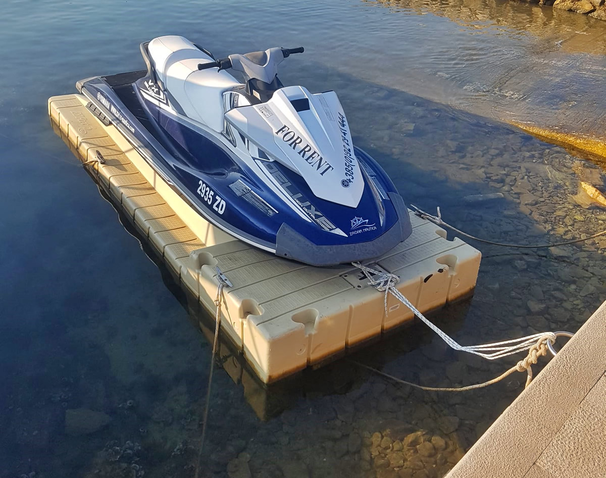 Jet ski Yamaha VX Deluxe